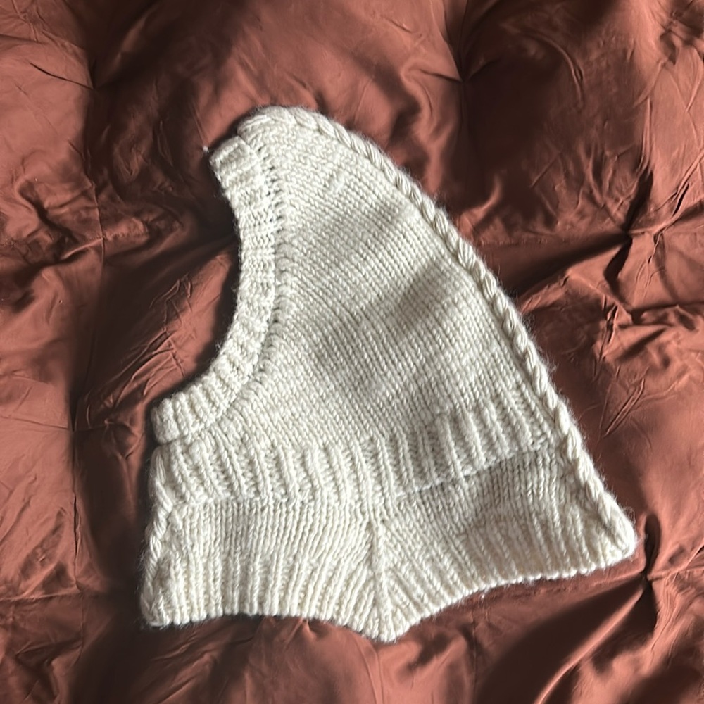 Smythe REVERSE SEAM HOODED SNOOD Winter Cowl Balaclava Hat